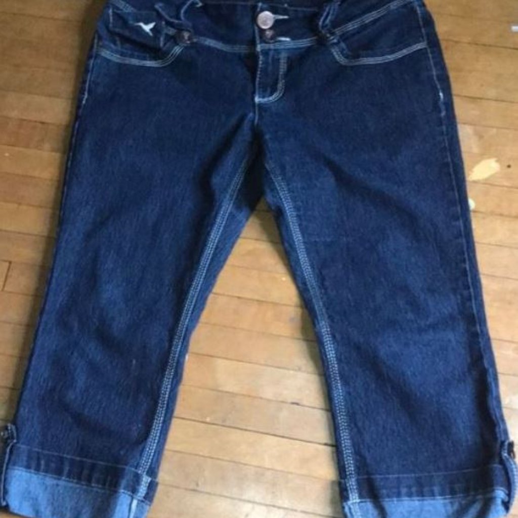 Grane Capri Cuffed Jeans